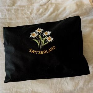 NWOT Tago Switzerland JEWELRY MAKEUP  Travel